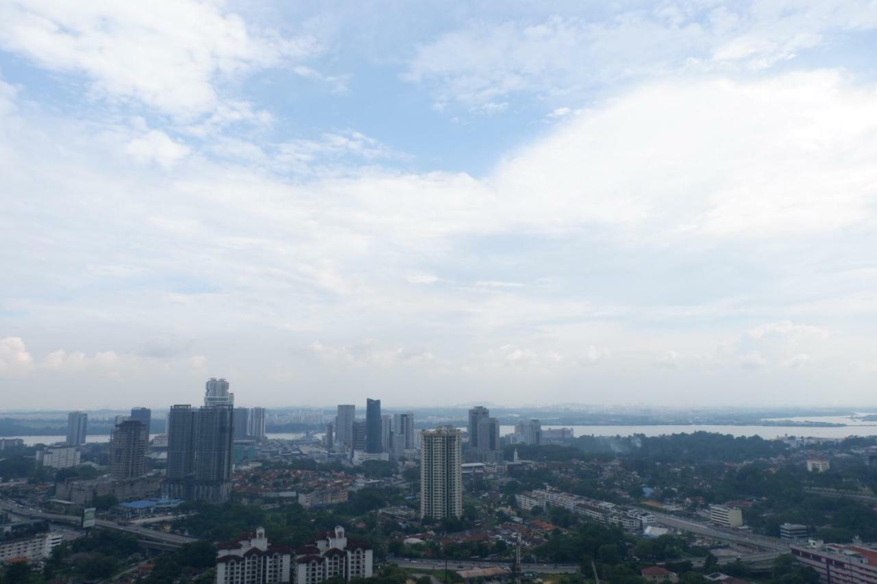 The Pinnacle Tower Johor Bahru Esterno foto