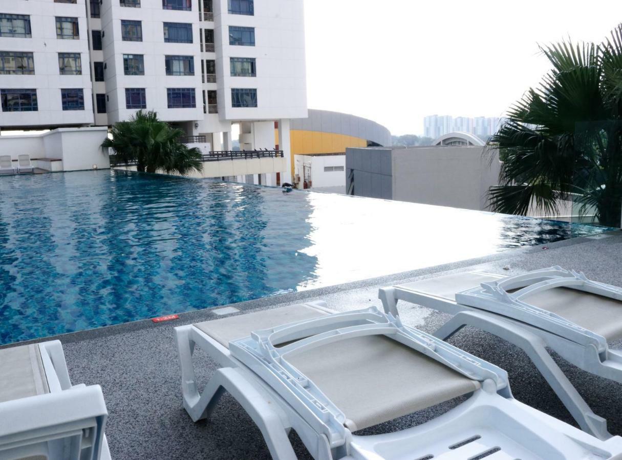 The Pinnacle Tower Johor Bahru Esterno foto